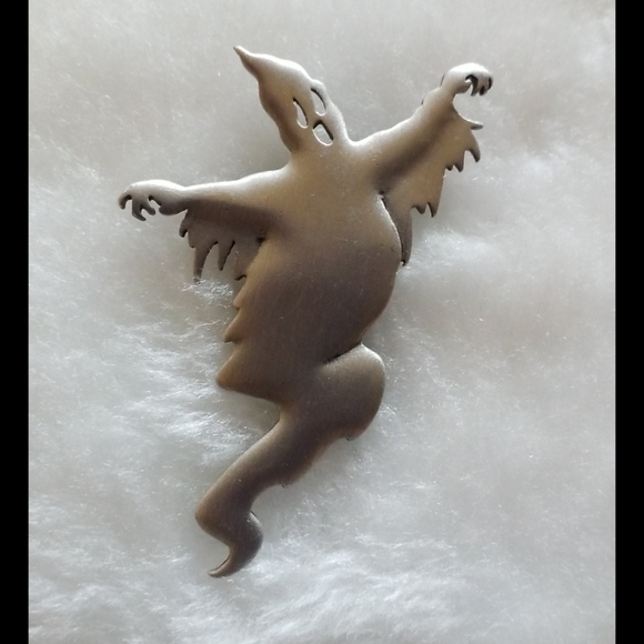 Rare JJ Jonette Ghoulish Haunting Ghost Pewter Brooch Pin - Picture 2 of 6